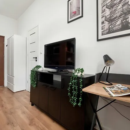 Modern Suitable For 2 People By Renters Łódź
