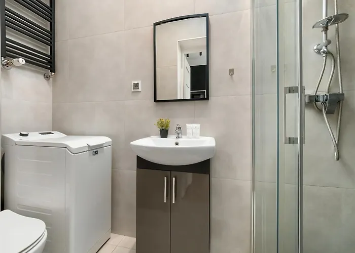 Cozy Suitable For 2 People By Renters Apartman